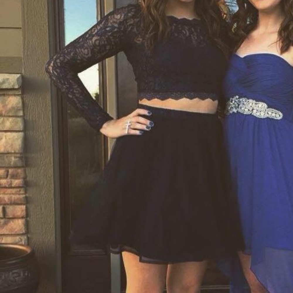 Homecoming dress worn 1 time